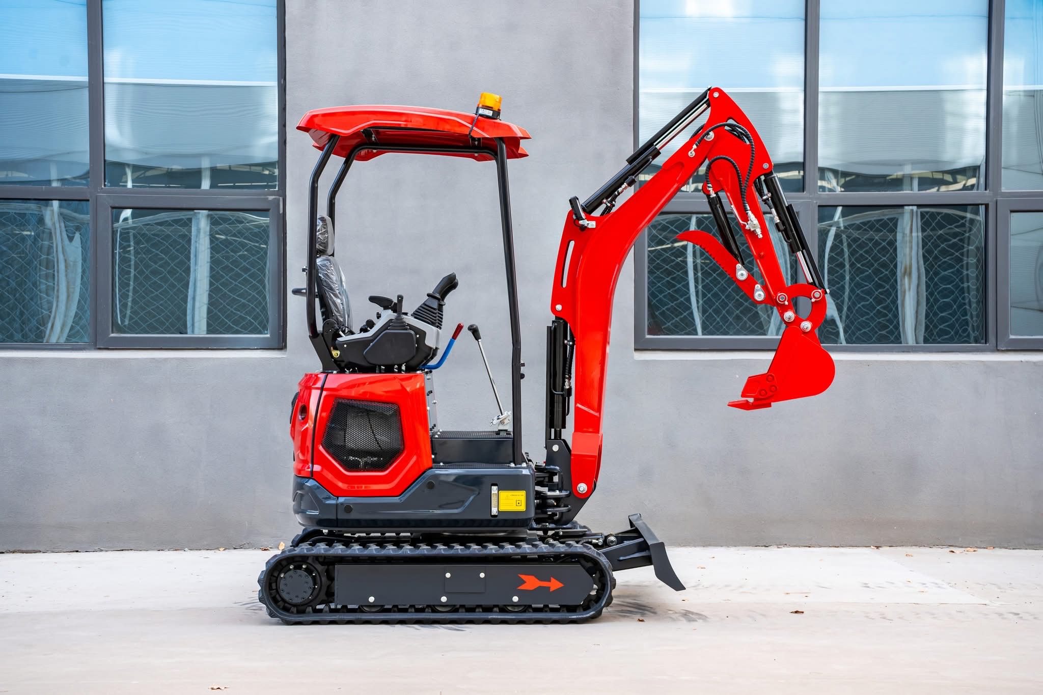 Zanesljiva prodaja bagrov in novi bagri z 12-mesečno garancijo na Bagri.eu