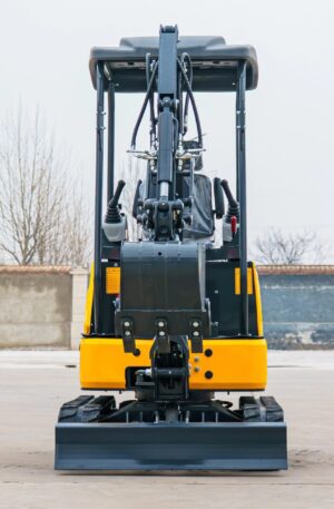 mini bager X PRO s Kubota motorjem in servisno podporo