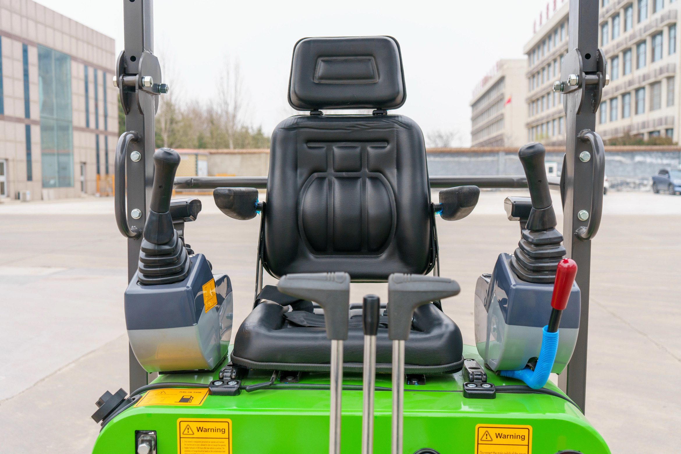 Mini bager 1.5T s Kubota motorjem – X PRO 15 - slika 8