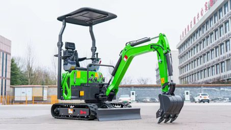 Mini bager 1.5T s Kubota motorjem – X PRO 15 - slika 7