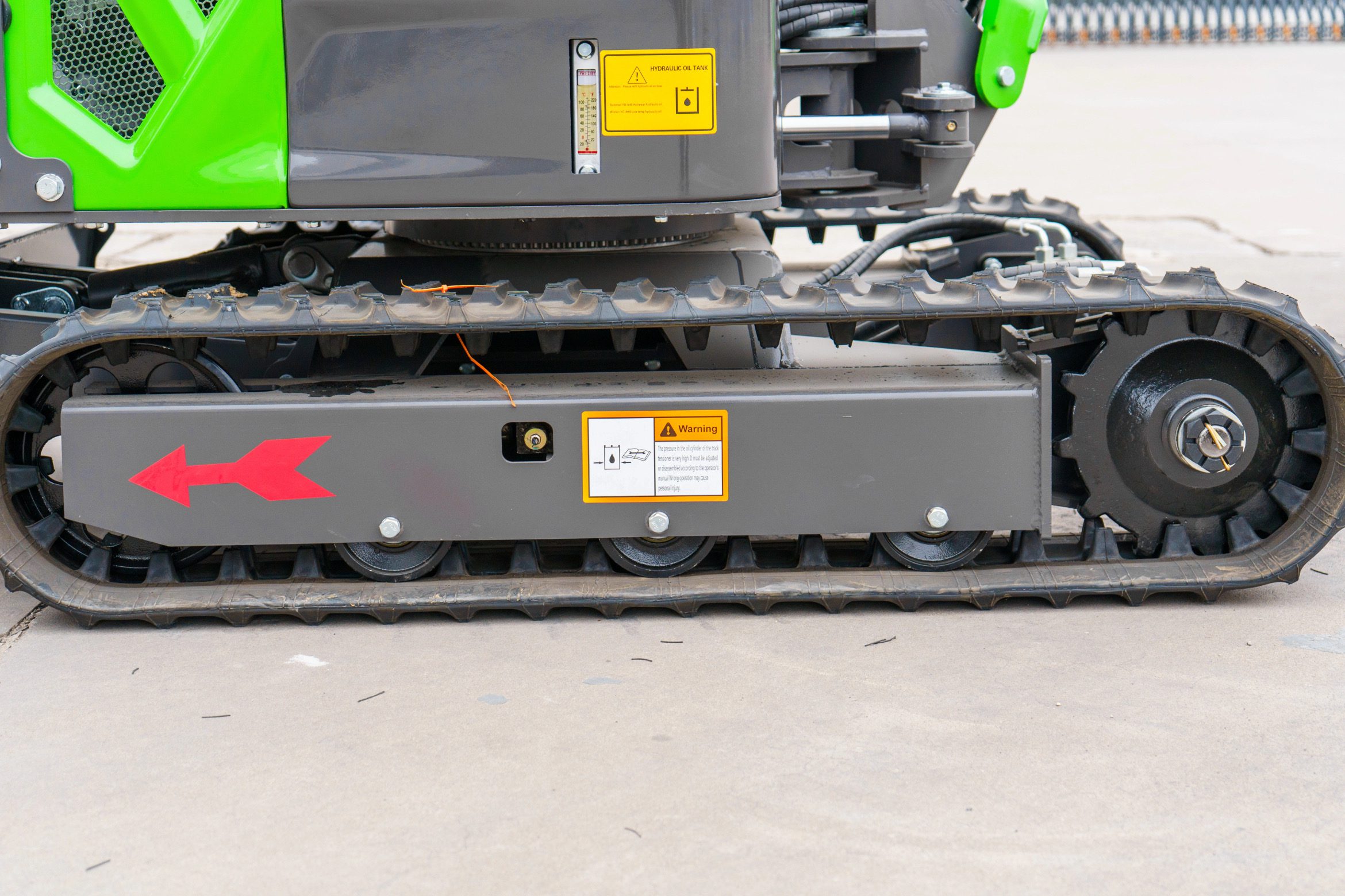 Mini bager 1.5T s Kubota motorjem – X PRO 15 - slika 6