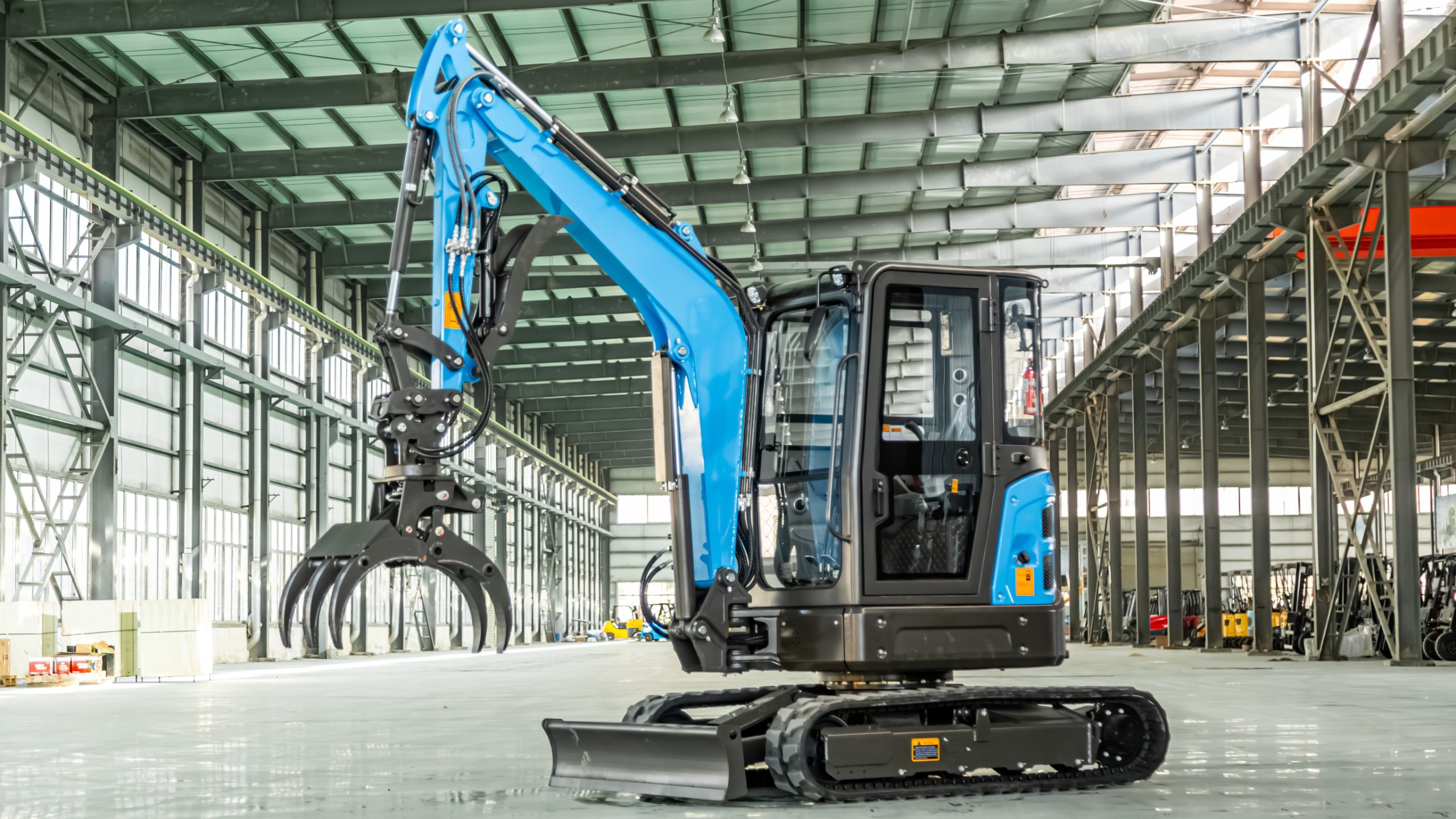 Bager 4T X PRO 40 Kubota Motor - slika 12